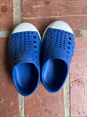 Native Kids Slip-On Shoes in Blue with White Toe Cap